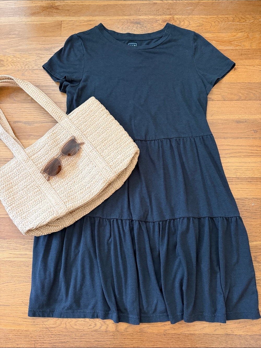 GAP short sleeve black tiered dress. Size S.